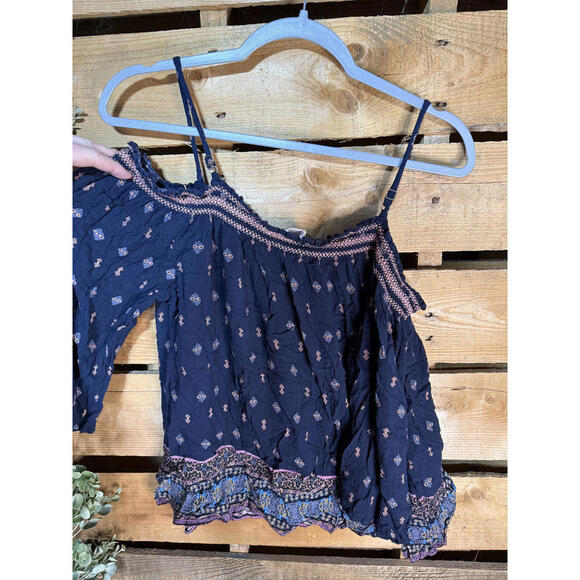 Xhilaration Women's Navy Blue Cold Shoulder Top XXL - Picture 4 of 4